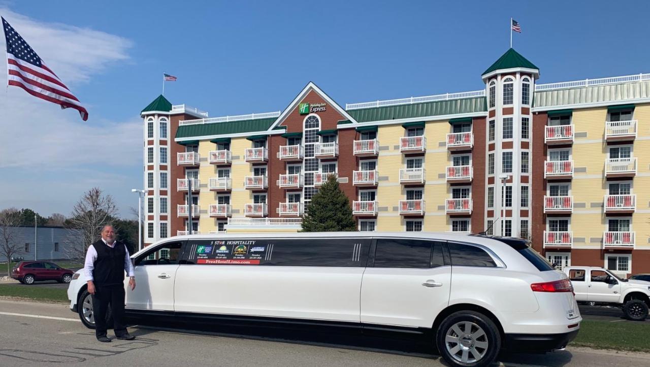 Days Inn By Wyndham Petoskey Εξωτερικό φωτογραφία