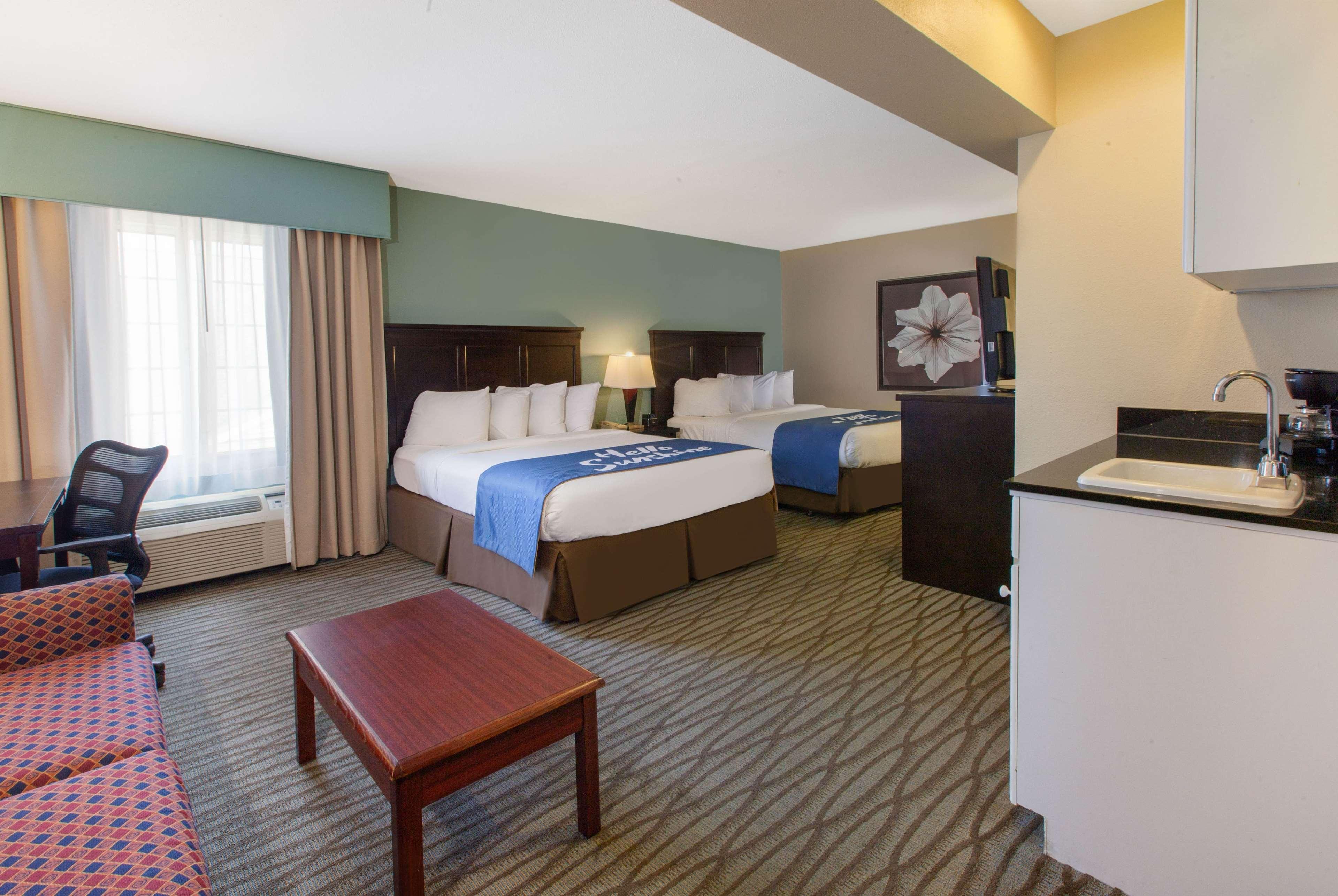 Days Inn By Wyndham Petoskey Εξωτερικό φωτογραφία