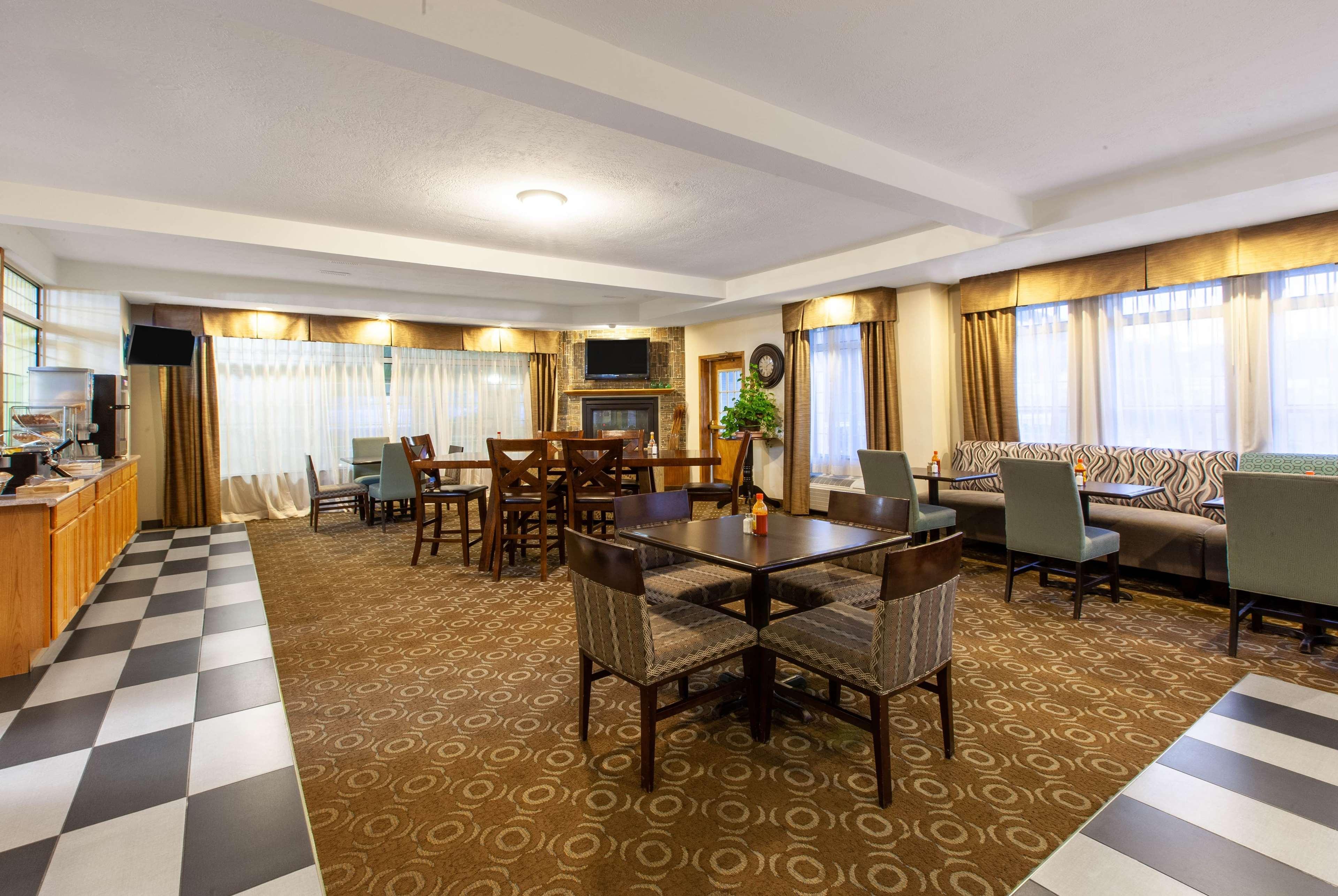 Days Inn By Wyndham Petoskey Εξωτερικό φωτογραφία